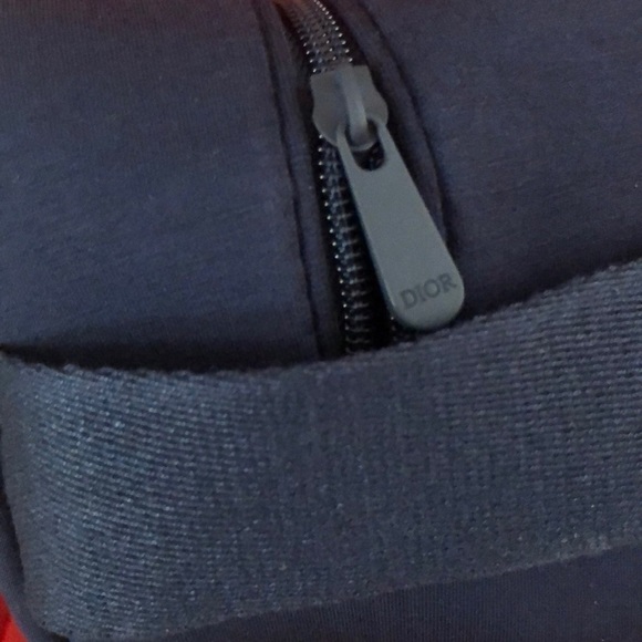 DIOR Men's Toiletry Pouch Navy Blue Authentic Savage - Picture 9 of 15